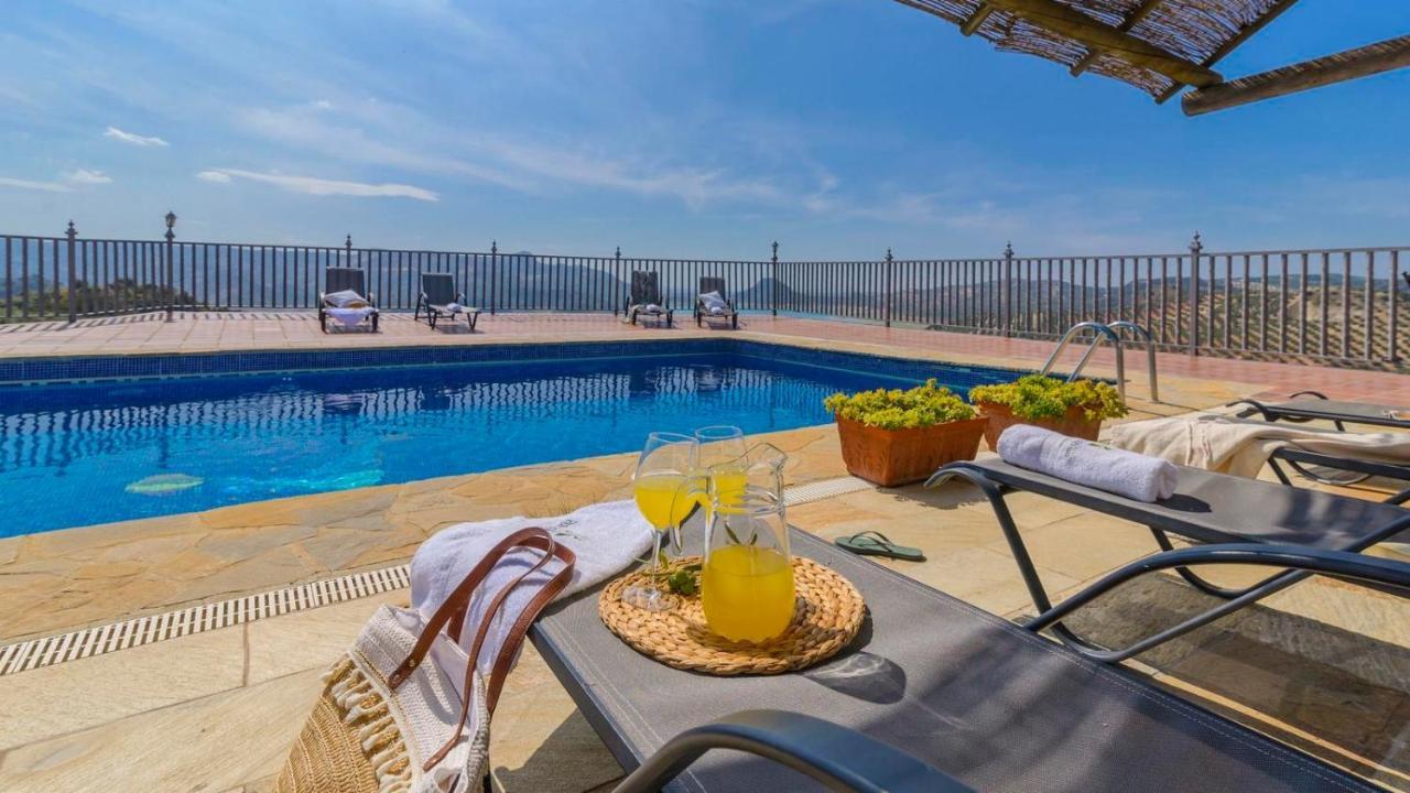 La Villa Del Lago Iznajar By Ruralidays Exterior photo