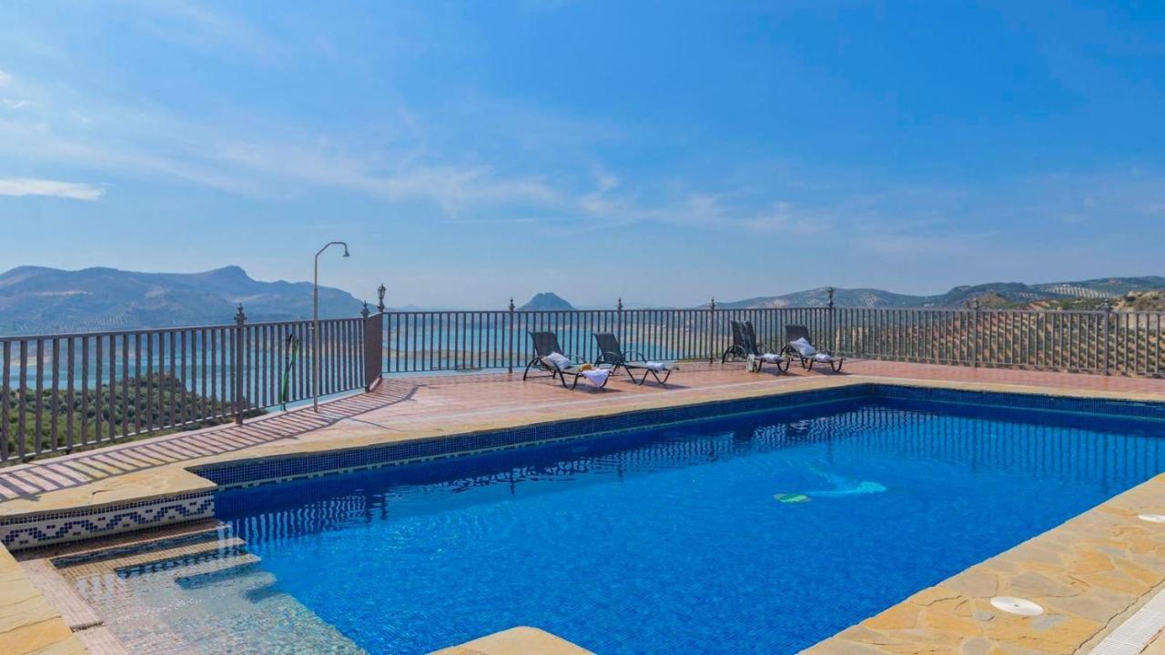 La Villa Del Lago Iznajar By Ruralidays Exterior photo