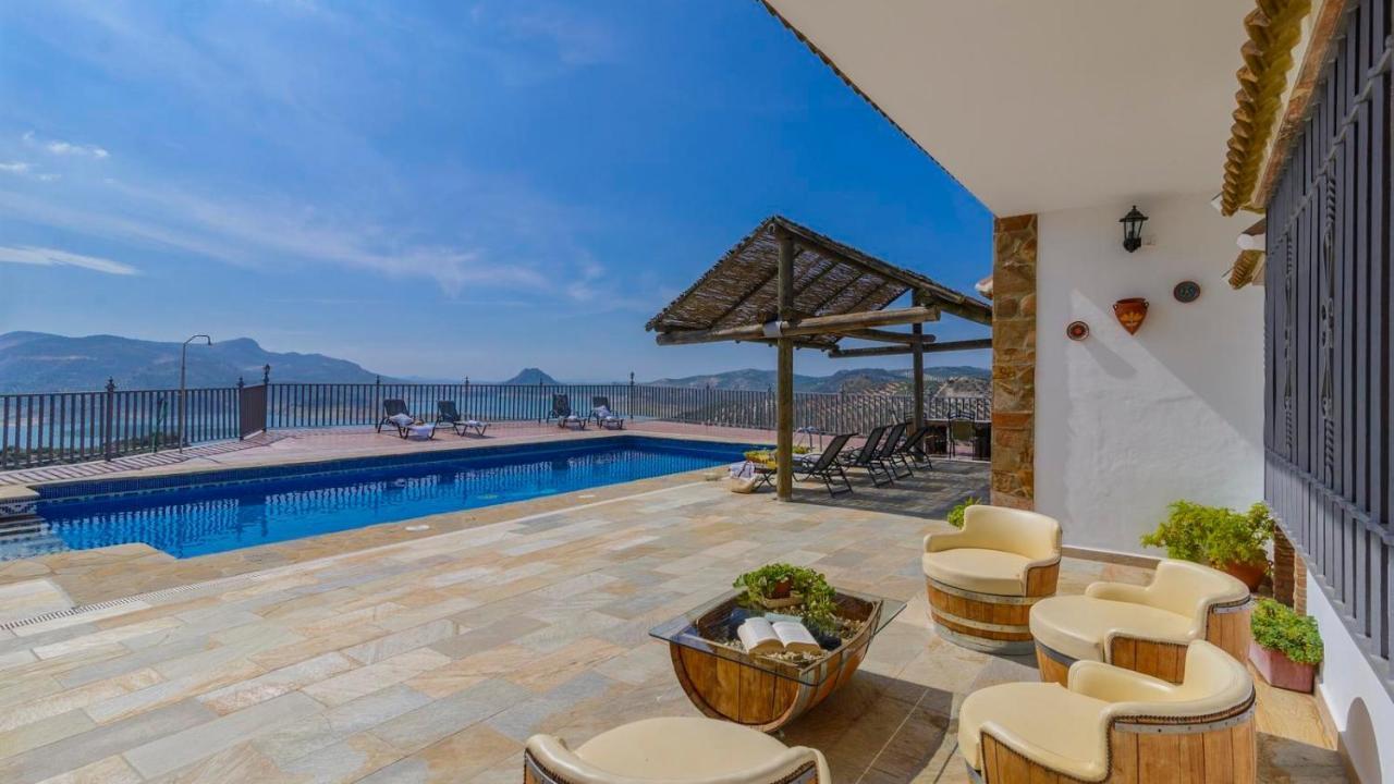 La Villa Del Lago Iznajar By Ruralidays Exterior photo